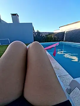 Snapshot of angielove1905 chatting on January 7, 2026, 10:04 pm angielove1905 online show from January 7, 2026, 10:04 pm