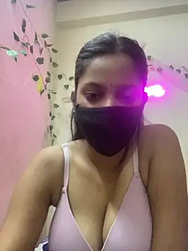 Snapshot of sexyyy_sonia chatting on July 28, 2026, 5:48 am sexyyy sonia online show from July 28, 2026, 5:48 am