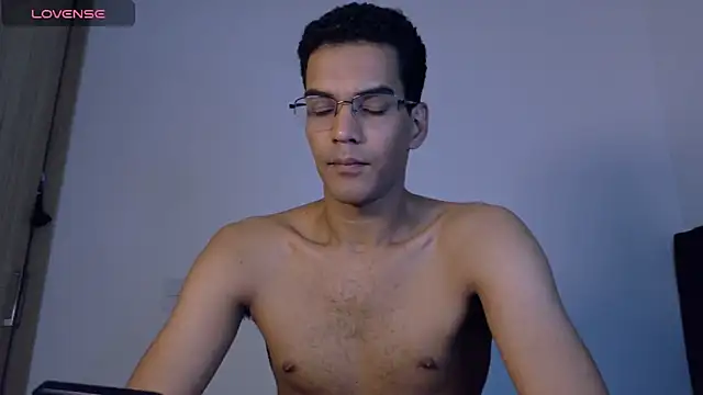 Pikashu7u7 online show from February 8, 2026, 2:53 am