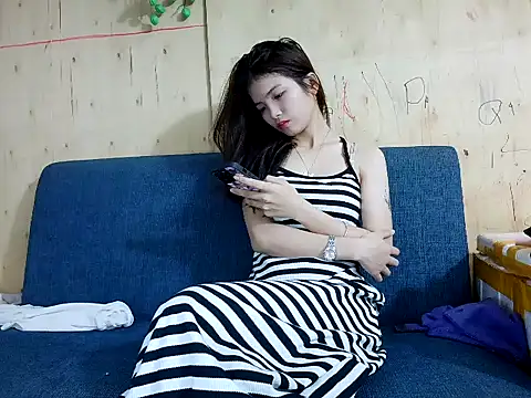 Navy Vina online show from April 23, 2026, 6:09 am