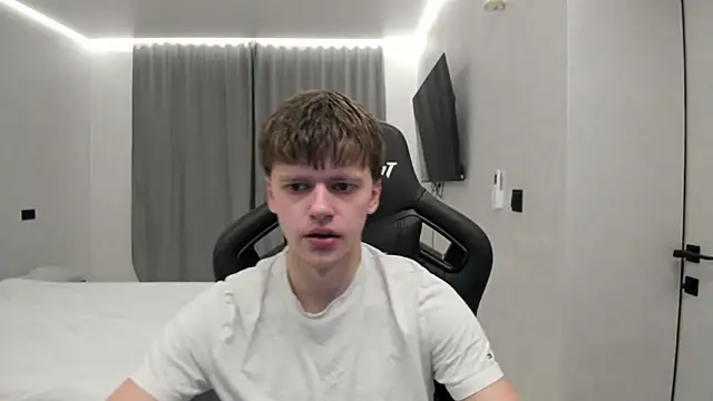 bonekoambalabu online show from April 13, 2026, 6:56 pm