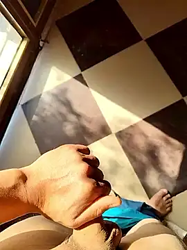 Snapshot of elalmy8890 chatting on February 15, 2026, 10:47 am elalmy8890 online show from February 15, 2026, 10:47 am