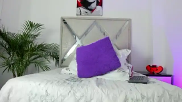 Liam saint online show from March 30, 2026, 12:17 pm