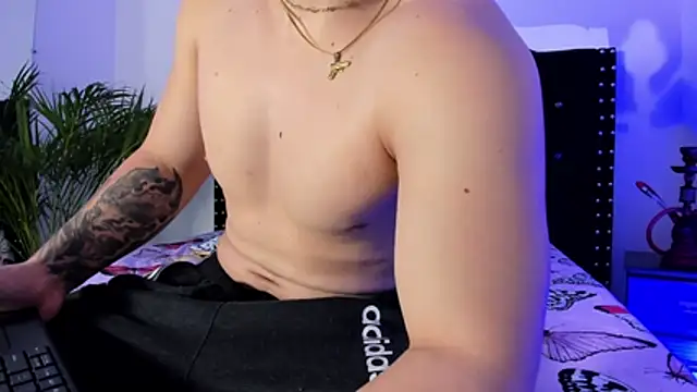 Liam saint online show from April 16, 2026, 12:17 pm