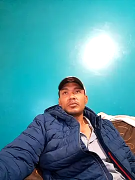 Snapshot of latinomoreno95 chatting on June 24, 2026, 3:10 pm latinomoreno95 online show from June 24, 2026, 3:10 pm