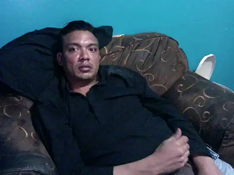 Snapshot of latinomoreno95 chatting on May 15, 2026, 11:03 pm latinomoreno95 online show from May 15, 2026, 11:03 pm