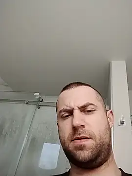 Snapshot of Oilkong2022 chatting on February 10, 2026, 11:48 pm Oilkong2022 online show from February 10, 2026, 11:48 pm