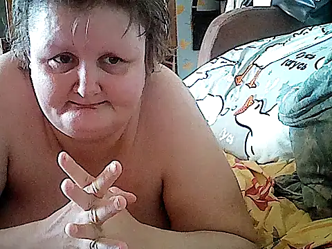 nataly4560 online show from April 27, 2026, 12:14 pm