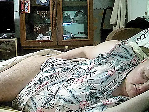 nataly4560 online show from April 28, 2026, 1:15 am