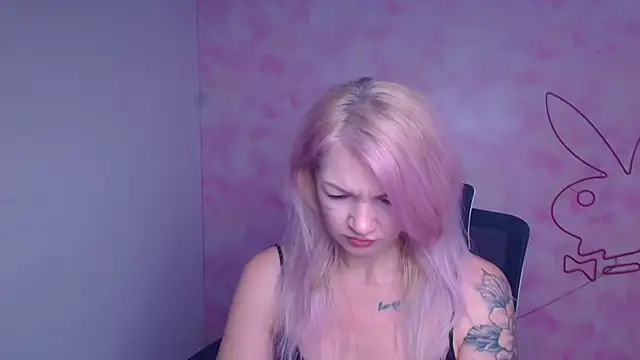 Madonna Fire online show from January 12, 2026, 12:34 pm