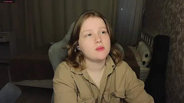 Ol1via online show from July 17, 2026, 4:59 pm