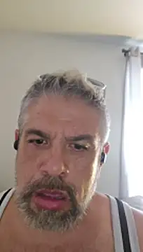 Snapshot of eddy73xxx chatting on May 29, 2026, 1:28 pm eddy73xxx online show from May 29, 2026, 1:28 pm