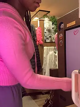 CookiesNcreaming online show from February 11, 2026, 10:42 pm