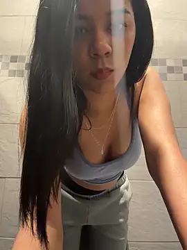 AnahiSkye online show from March 9, 2026, 5:49 pm