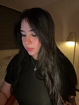 Snapshot of evelynrosess1 chatting on May 30, 2026, 12:06 am evelynrosess1 online show from May 30, 2026, 12:06 am