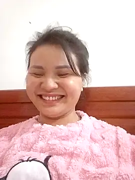 kira0021 online show from January 11, 2026, 1:51 pm