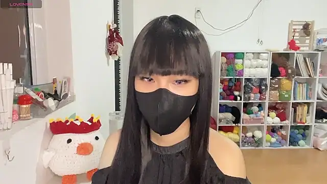 Tieu-May online show from March 6, 2026, 8:53 am