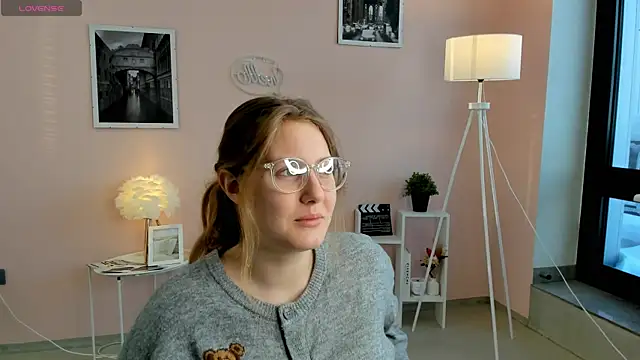 MaragretHathway online show from January 11, 2026, 6:31 am