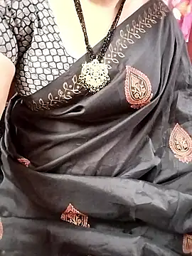 Snapshot of tamil-monisha chatting on January 17, 2026, 4:54 pm tamil-monisha online show from January 17, 2026, 4:54 pm