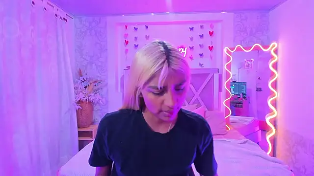 IRINA TAY1 online show from March 24, 2026, 4:12 am