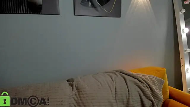 Snapshot of SoftLana chatting on March 3, 2026, 4:19 am SoftLana online show from March 3, 2026, 4:19 am