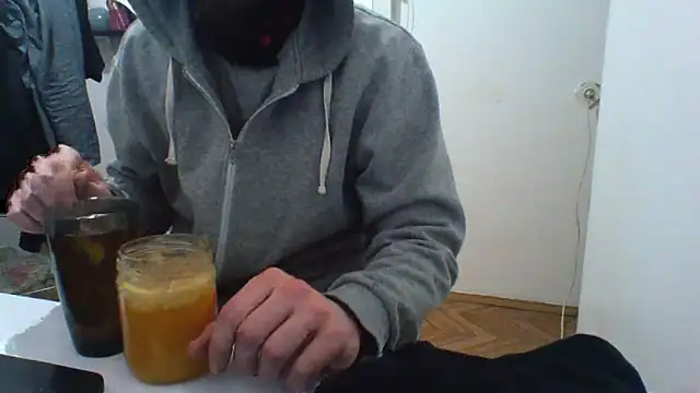 KaelNox online show from March 11, 2026, 6:24 pm