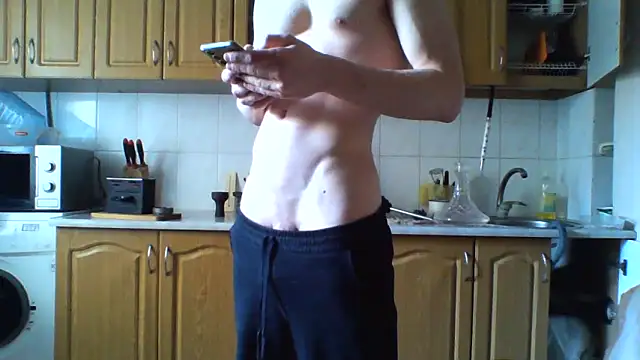 KaelNox online show from April 8, 2026, 9:55 am