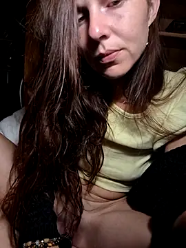 LiliMiel online show from June 9, 2026, 8:15 am