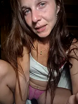 LiliMiel online show from June 8, 2026, 8:09 pm