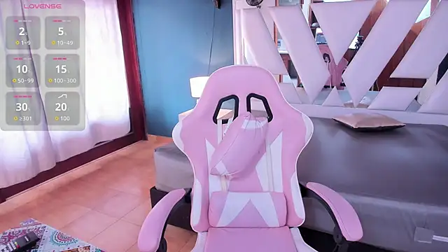 Liily Teen online show from February 6, 2026, 6:26 pm