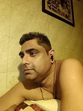 hardnhornybull online show from March 20, 2026, 8:43 pm