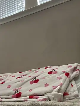 Angeliccreamyrican online show from February 17, 2026, 7:44 pm