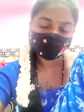 Snapshot of Tamil_Hot_Anu chatting on April 20, 2026, 10:18 am Tamil Hot Anu online show from April 20, 2026, 10:18 am