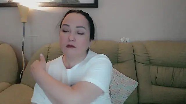 infinity loveliness online show from December 19, 2025, 7:11 am