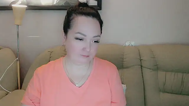 infinity loveliness online show from November 12, 2025, 5:00 am