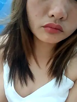 Sweet--Sexy online show from April 14, 2026, 8:03 pm