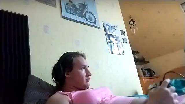 Snapshot of julialafemboy59 chatting on February 5, 2026, 2:35 pm julialafemboy59 online show from February 5, 2026, 2:35 pm