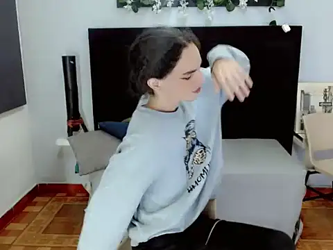 sora jun online show from March 3, 2026, 1:29 pm