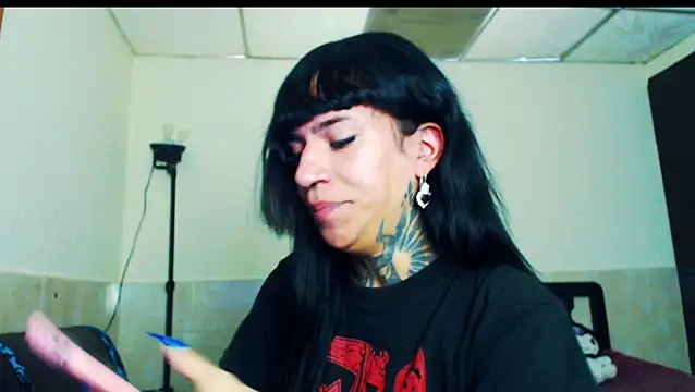 jazmin wolf online show from February 26, 2026, 12:16 pm