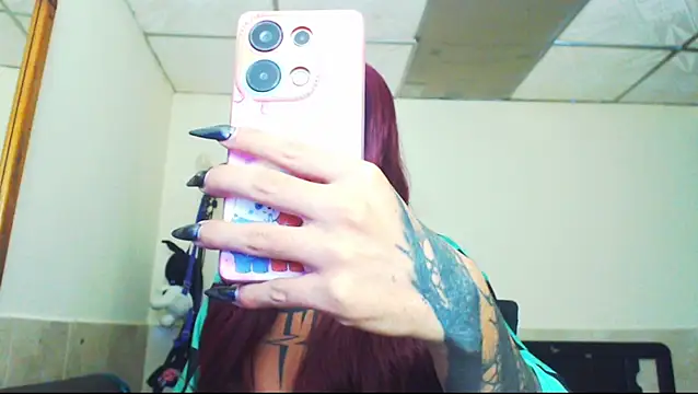 Snapshot of jazmin_wolf chatting on April 24, 2026, 11:12 am jazmin wolf online show from April 24, 2026, 11:12 am