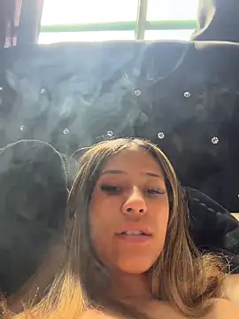Snapshot of vicky_bass_ chatting on April 4, 2026, 2:12 pm vicky bass online show from April 4, 2026, 2:12 pm