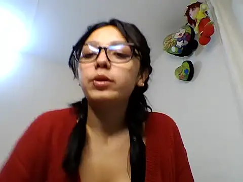 Snapshot of persefxne chatting on February 12, 2026, 2:33 am persefxne online show from February 12, 2026, 2:33 am