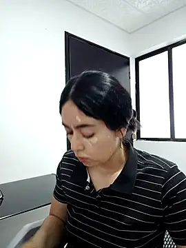 Snapshot of SweetAlbedo chatting on February 23, 2026, 7:03 pm SweetAlbedo online show from February 23, 2026, 7:03 pm