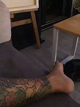 psilocibina22 online show from February 13, 2026, 3:28 am