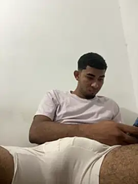 Snapshot of youngalexofficial chatting on February 7, 2026, 2:52 am youngalexofficial online show from February 7, 2026, 2:52 am