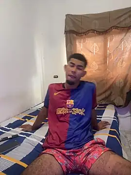 Snapshot of youngalexofficial chatting on February 16, 2026, 6:17 pm youngalexofficial online show from February 16, 2026, 6:17 pm