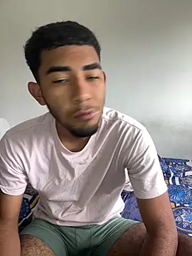 Snapshot of youngalexofficial chatting on March 1, 2026, 5:02 pm youngalexofficial online show from March 1, 2026, 5:02 pm