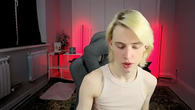 lucidangelok1 online show from March 10, 2026, 3:16 pm