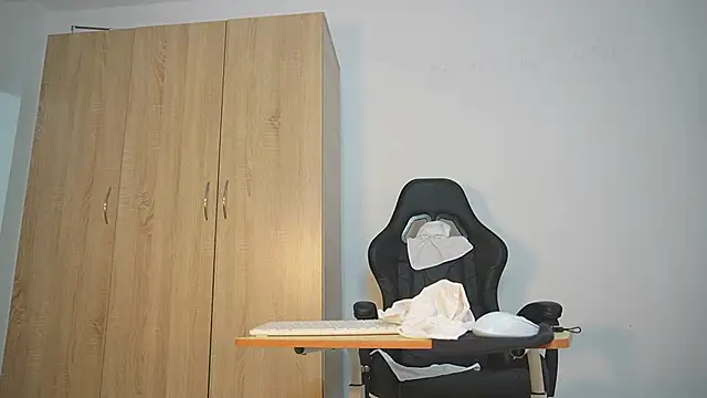 celestes777 online show from March 11, 2026, 8:25 pm