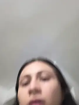 Snapshot of diosa_cristal_ chatting on February 6, 2026, 1:12 am diosa cristal online show from February 6, 2026, 1:12 am